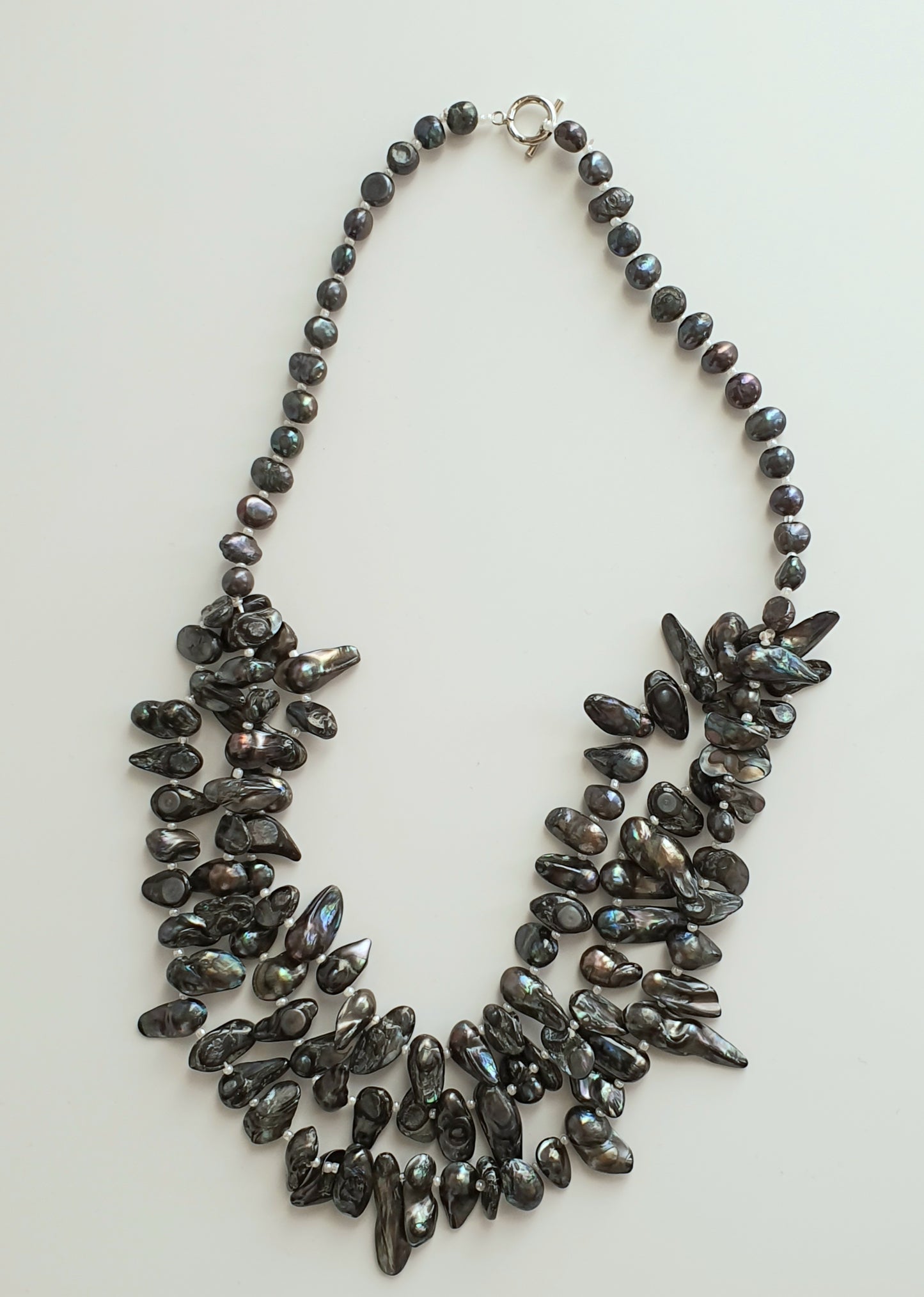 Elegant Grey Fresh Water Pearl Necklace